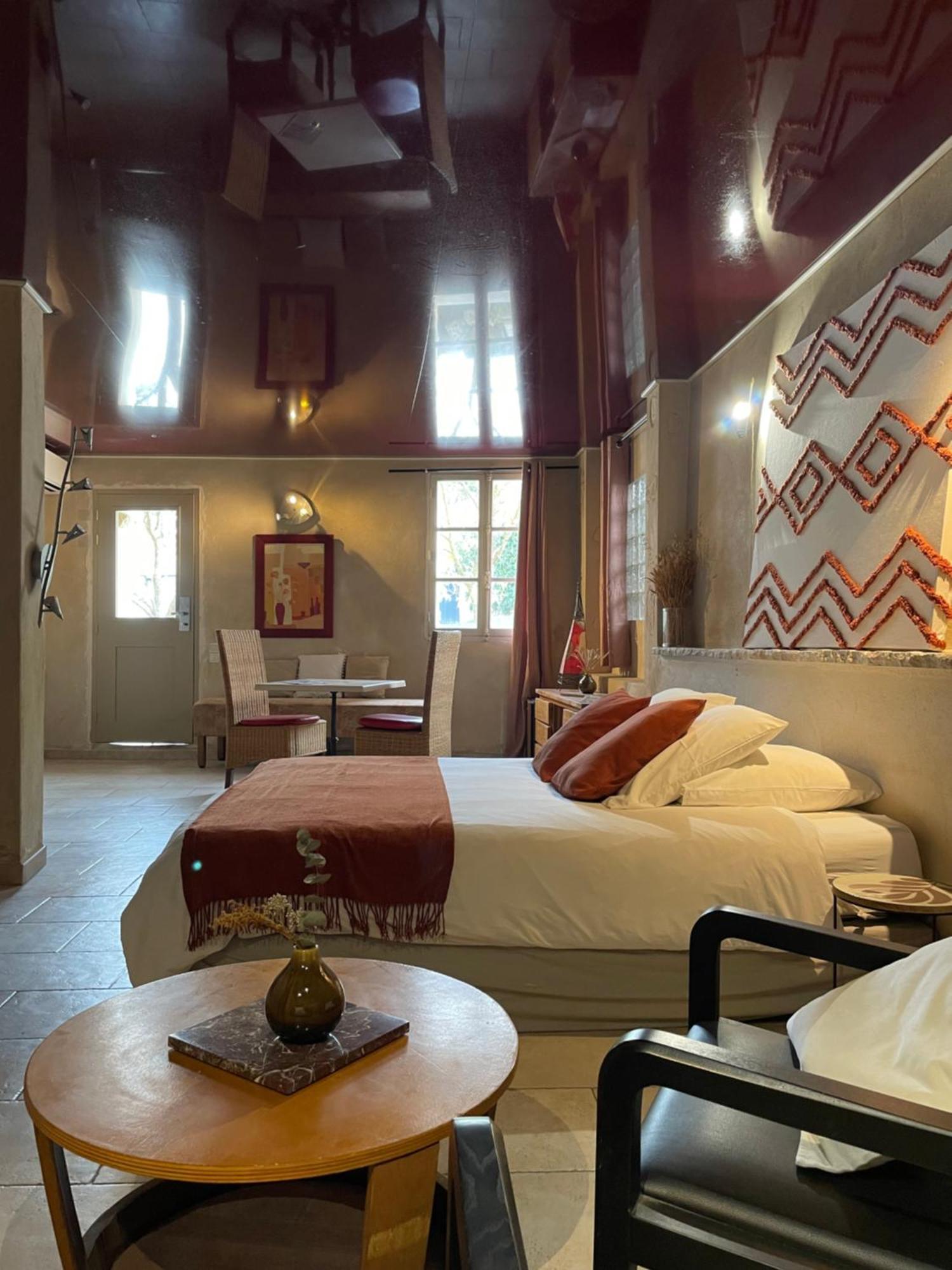 In Provence Hotel - Experience Atypique Venelles Exterior foto